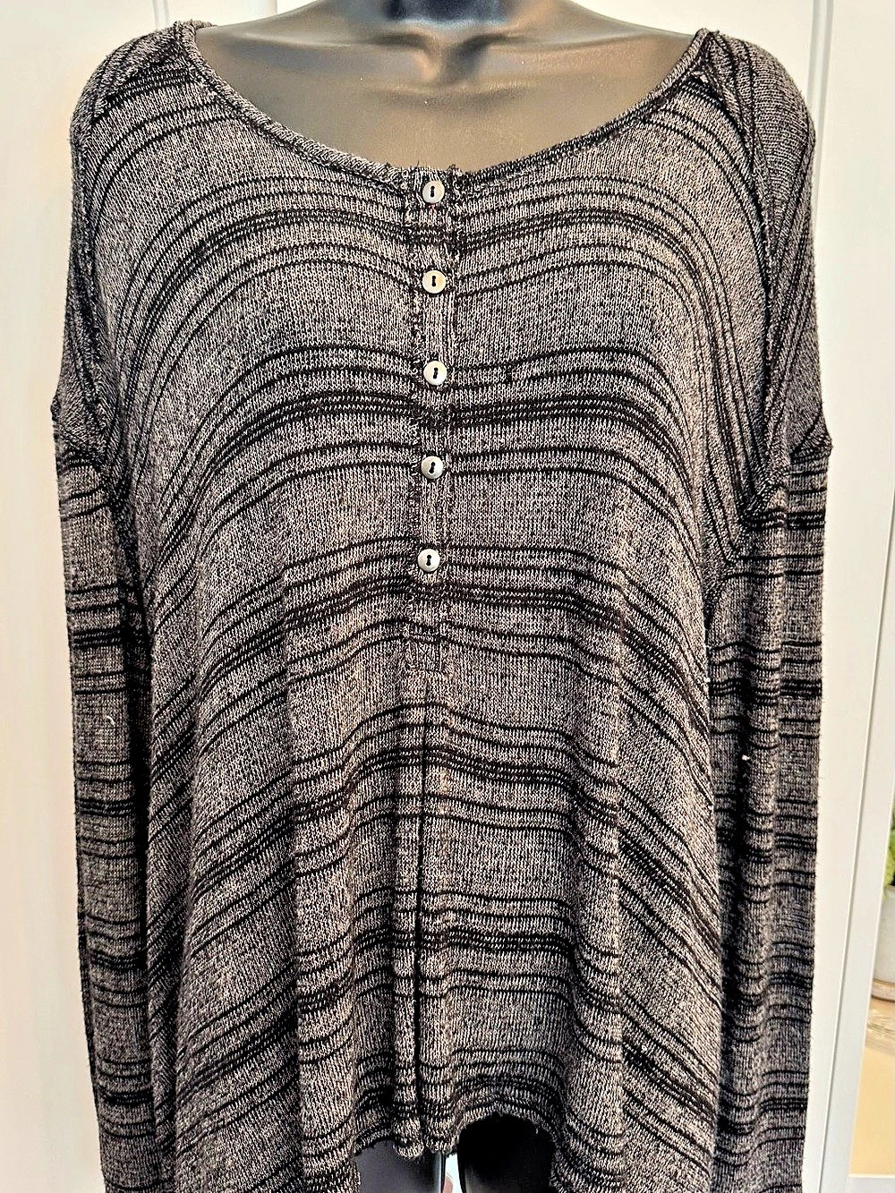 Free People M Black Gray Striped Oversized Henley Long Sleeve Tunic Top